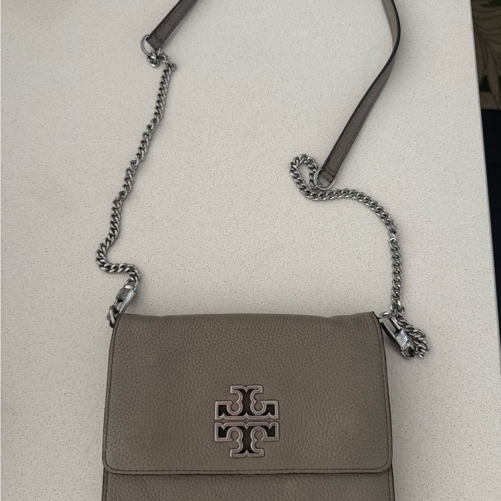 Tory Burch Gray Leather Crossbody Bag with Chain Strap